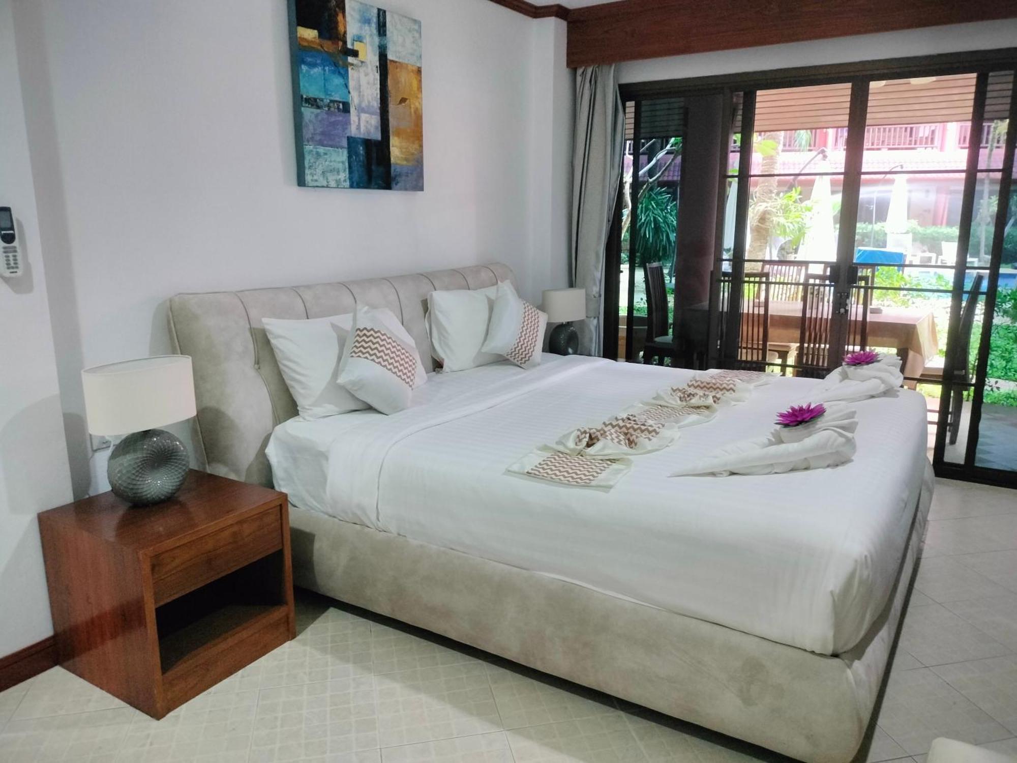 Sai Rougn Apartment Patong Екстериор снимка