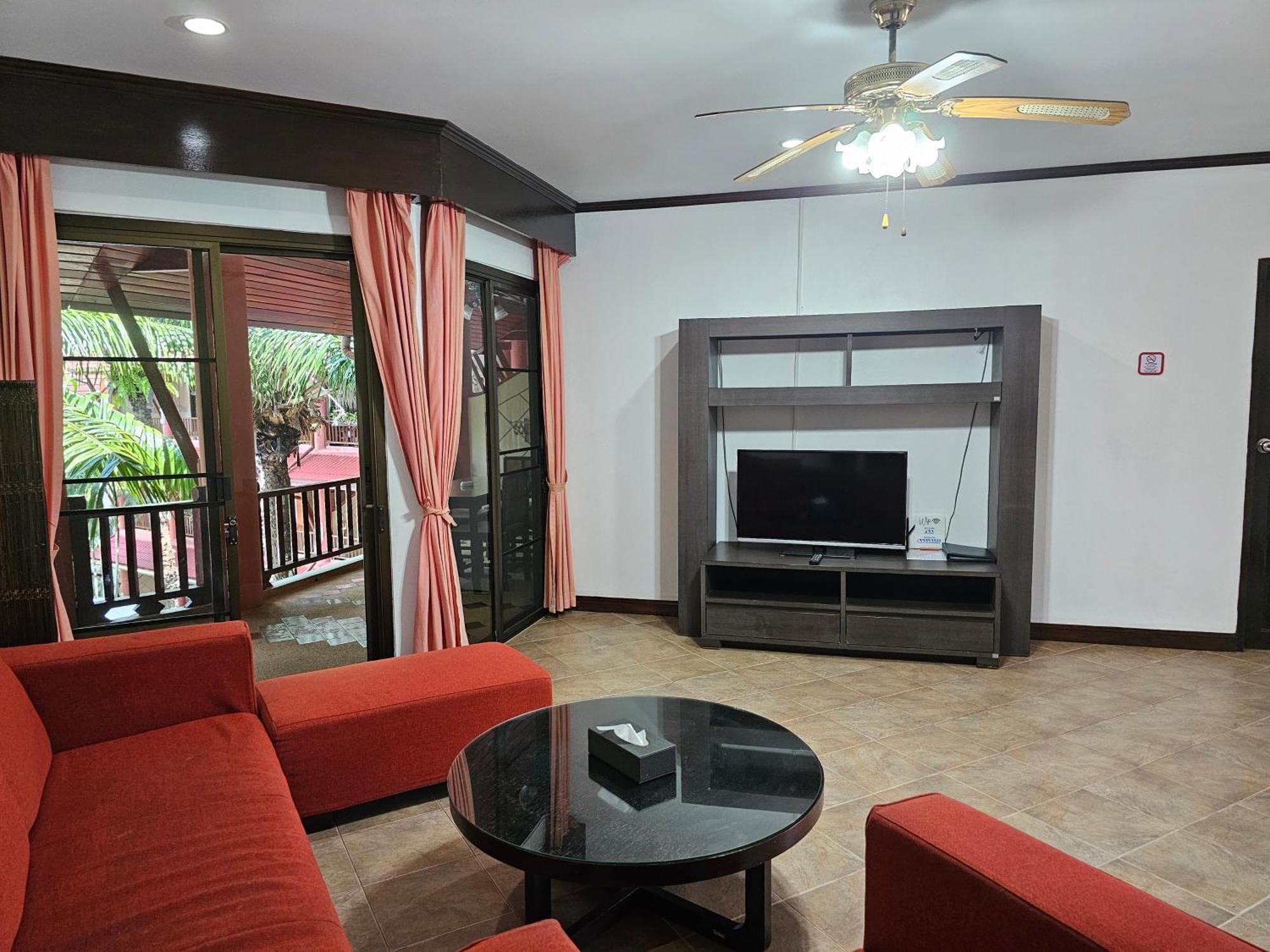 Sai Rougn Apartment Patong Екстериор снимка