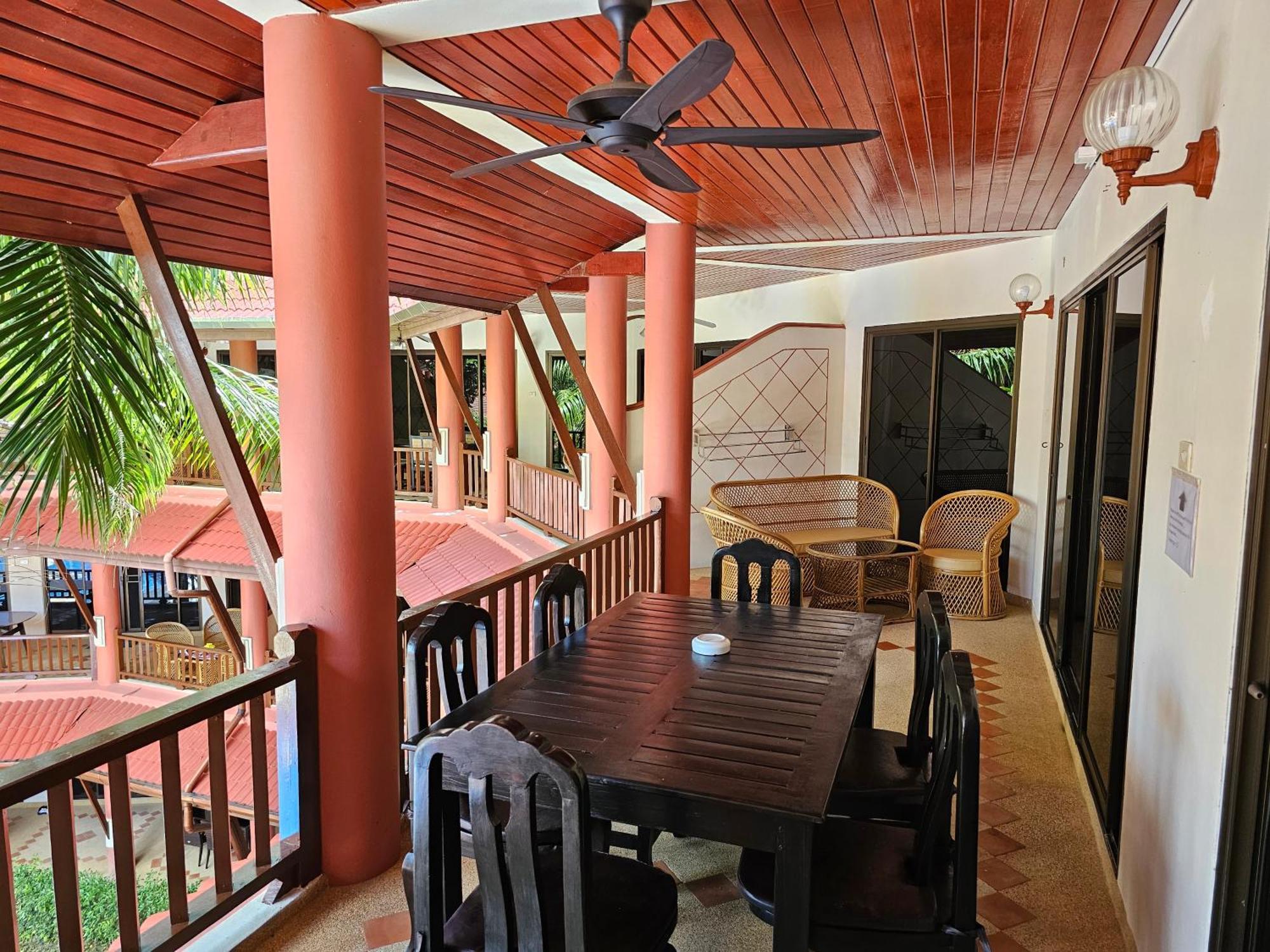 Sai Rougn Apartment Patong Екстериор снимка