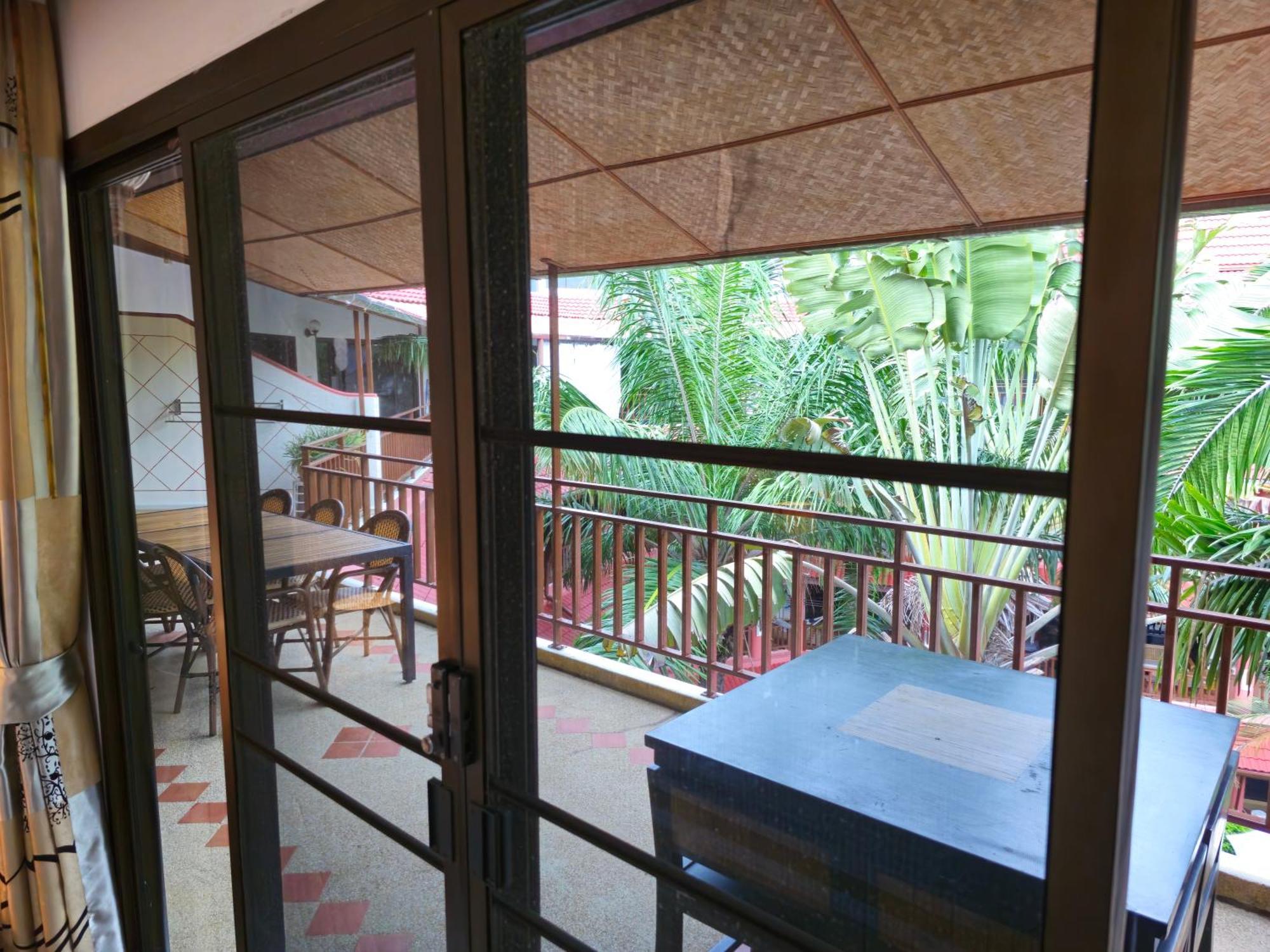 Sai Rougn Apartment Patong Екстериор снимка