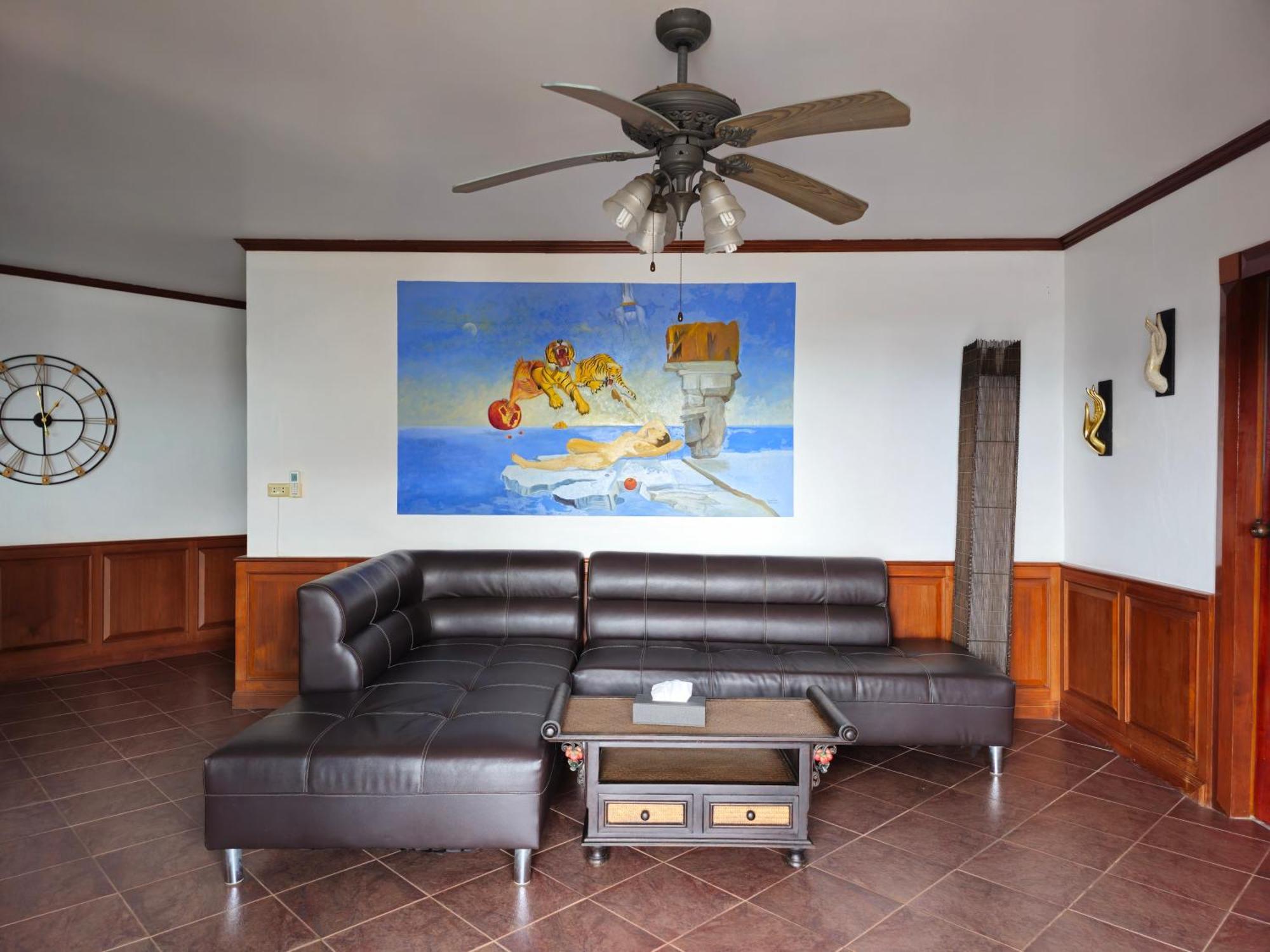 Sai Rougn Apartment Patong Екстериор снимка